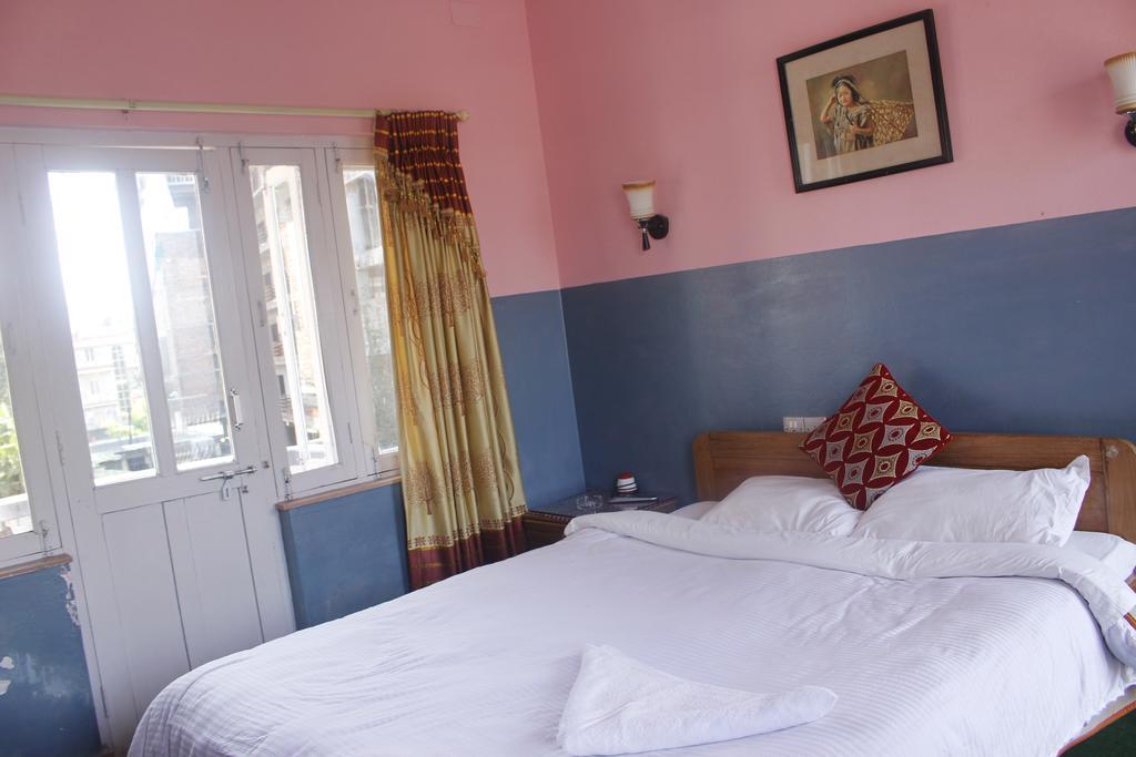 Hotel Fishtail Villa Покхара Екстер'єр фото